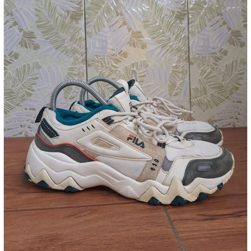 Sepatu Second Branded FILA Size  42