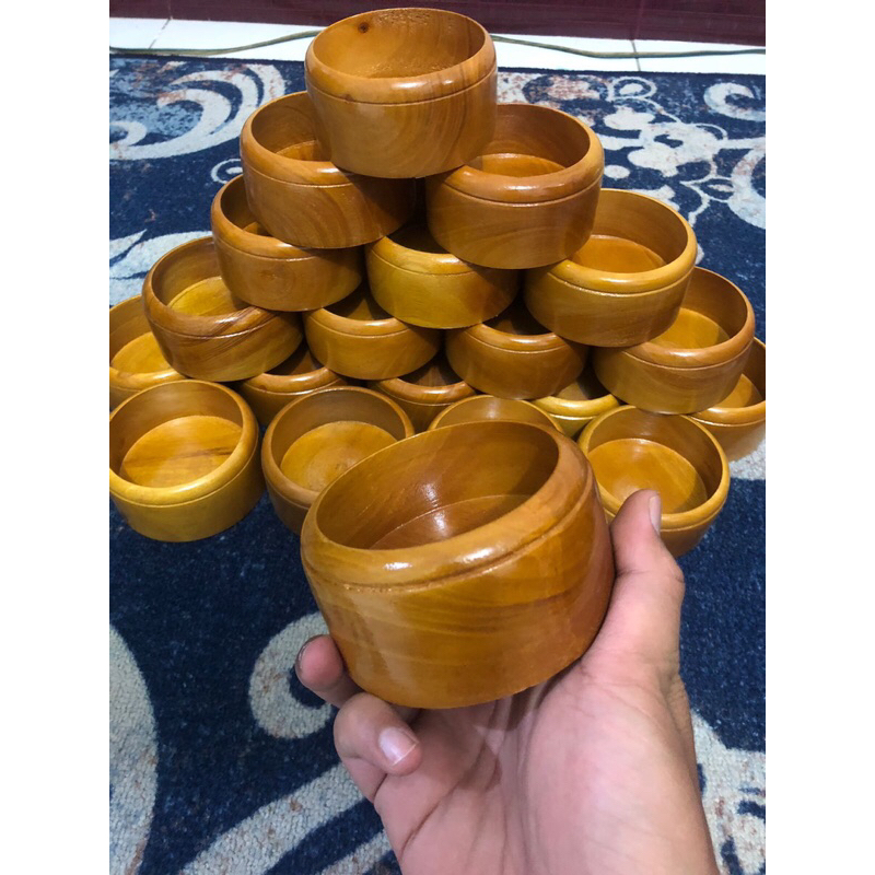 Tempat pakan merpati