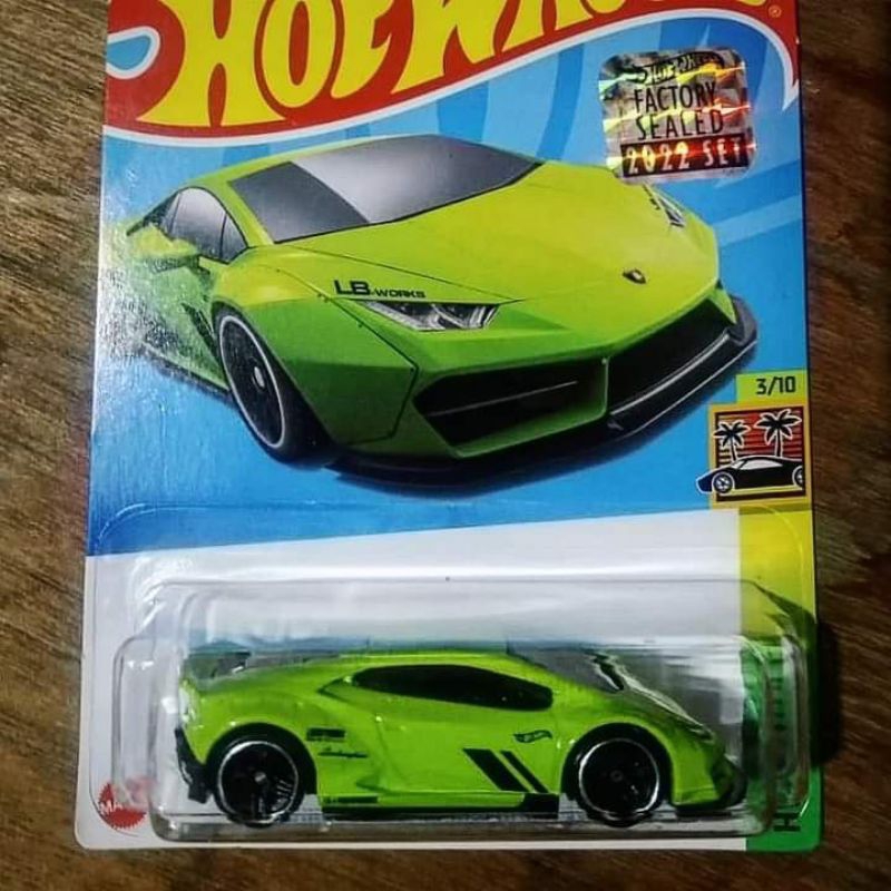 hot Wheels lbwk Lamborghini aventador