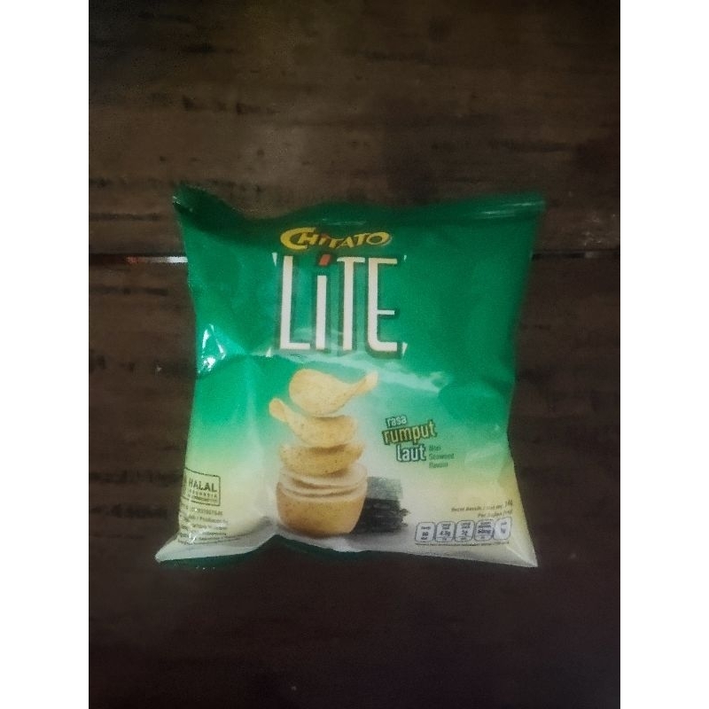 

Makanan Ringan Chitato Lite Rasa Rumput Laut 14g Satuan - Snack Ringan