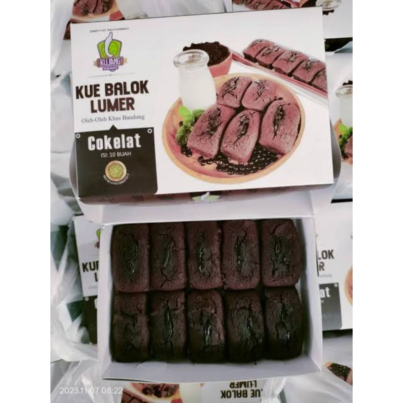 

Kue balok Kujang Lumer Coklat