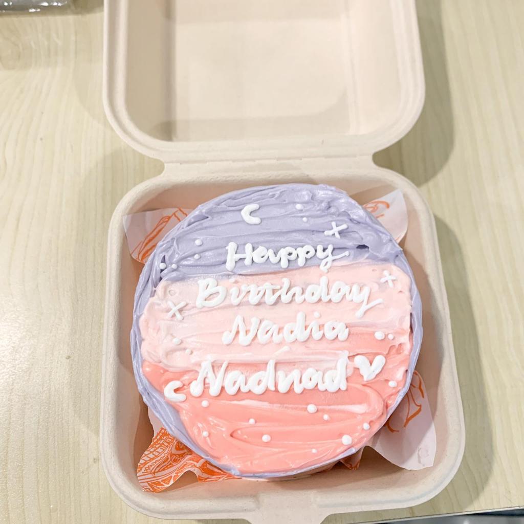 

Kue Ulang Tahun/Birthday Cake/Kue Lunch Box Mini/Kue Ulang Tahun Pink Mini/Kue Birthday Jakarta