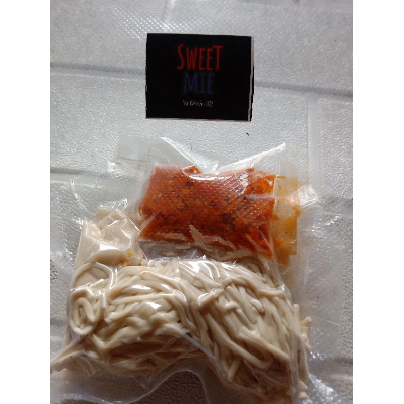 

mie level SWEETMIE mie pedas ala gacoan