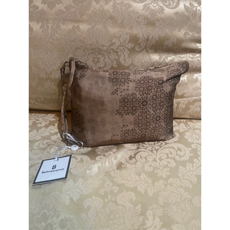 BUTTONSCARVES AS IS PRAYER HARAMAIN SPLITPAYMENT