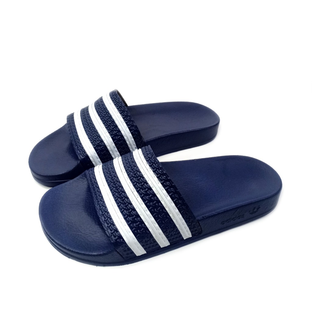 Sandal selop slide Casual Adidas pria wanita tipe slop slip on warna navy garis putih upper anyam