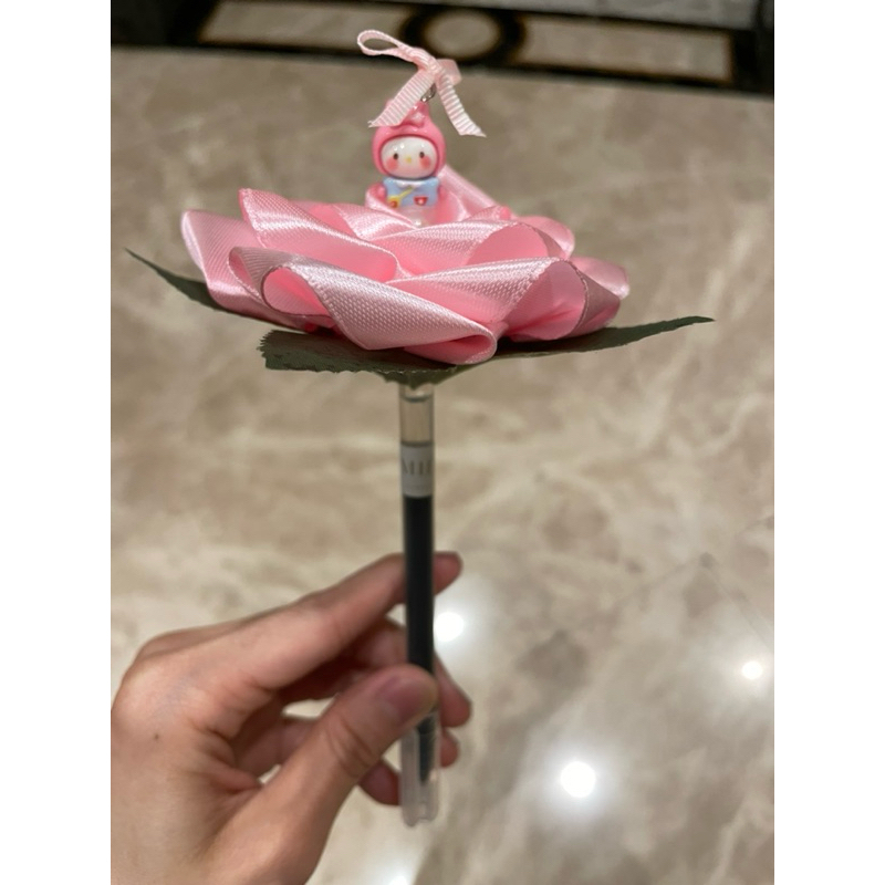 

Ribbon Flower Pen Melody / pen melody alat tulis