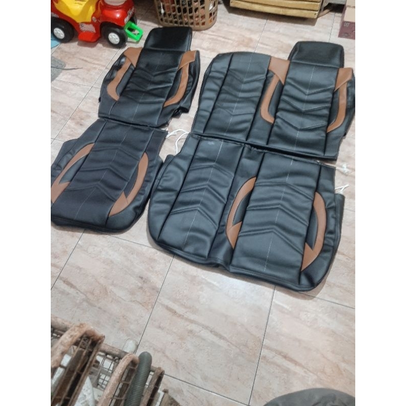 SARUNG JOK TRUK MITSIBISHI RAGASA