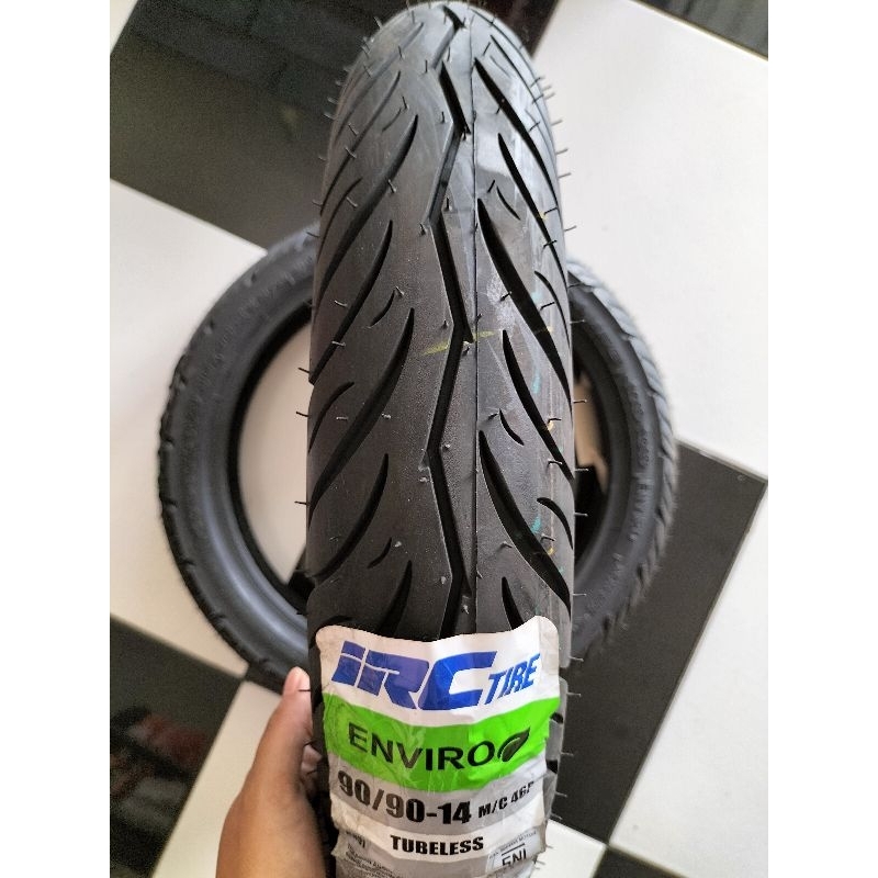 BAN VARIO BELAKANG TUBLESS UKURAN 90/90-14 ENVIRO