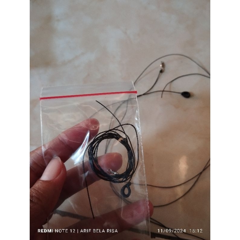 tali kaki burung sogok ontong, konin, gelatik batu,