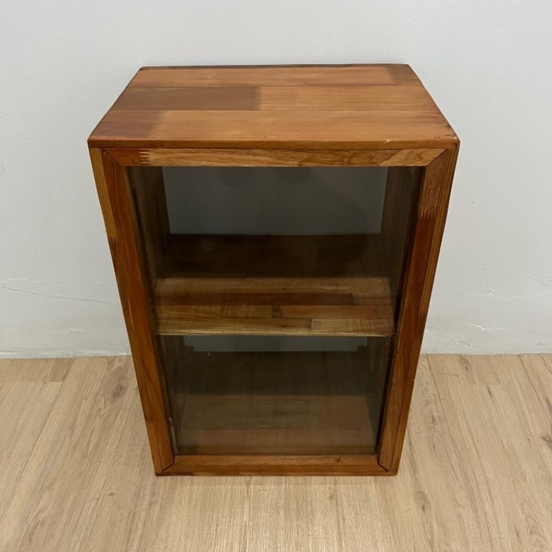 Rak Etalase Kayu Minimalis dengan Kaca 40x30x60cm