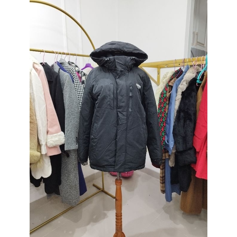 Jaket Bulang Hitam Brand GUESS/Jaket Winter Bulang