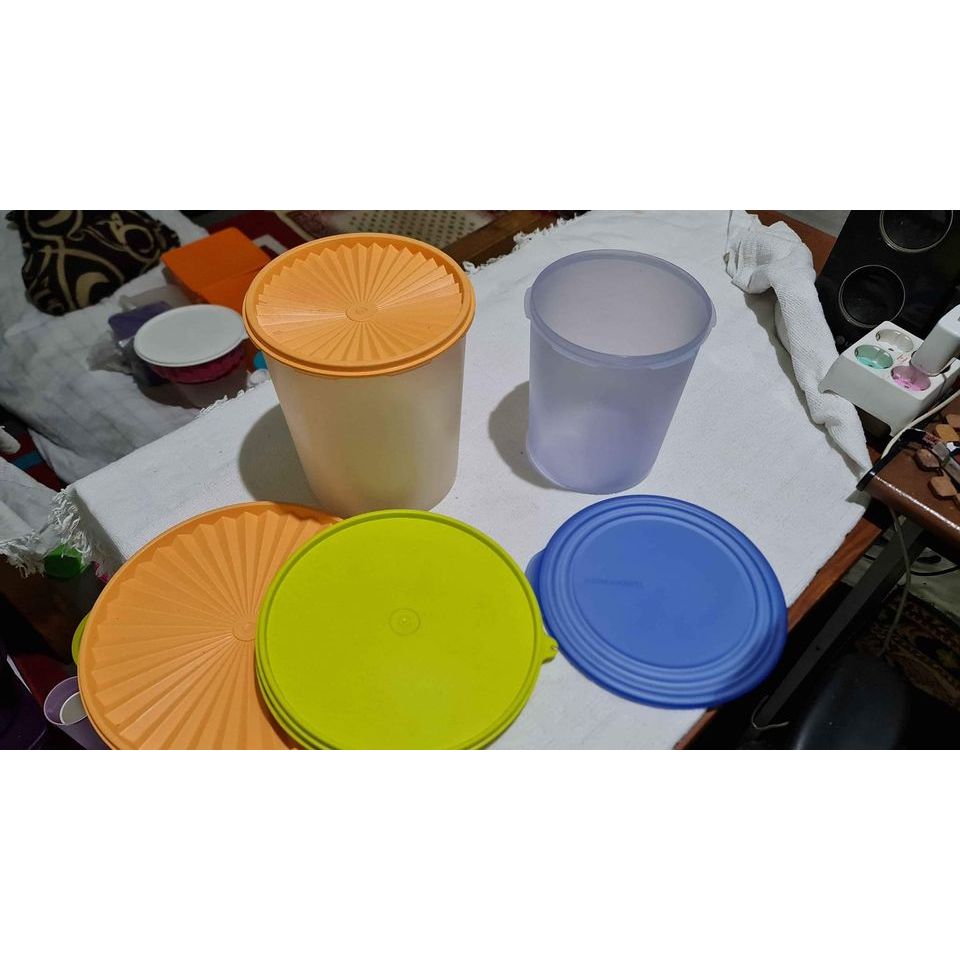 toples dan tutup toples tupperware