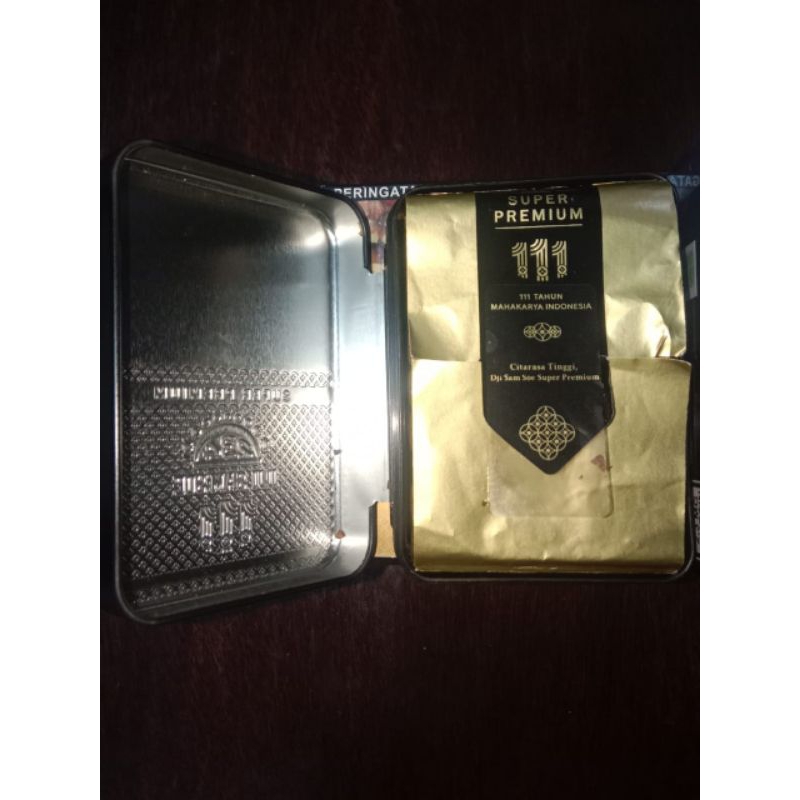 

Box kotak kaleng Refill edisi kusus