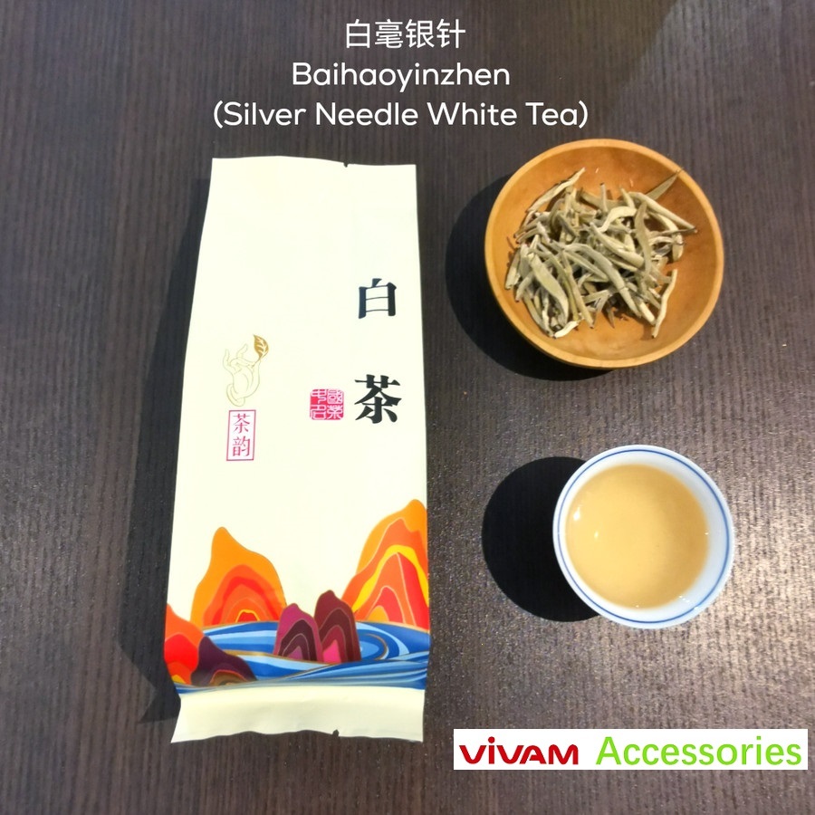 

Silver Needle White Tea / Baihaoyinzhen (白毫银针)