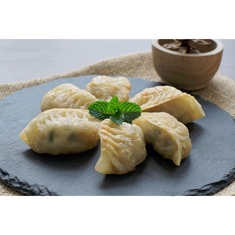 

Wotie Kuotie Frozen Dimsum Homemade Halal 12 pc