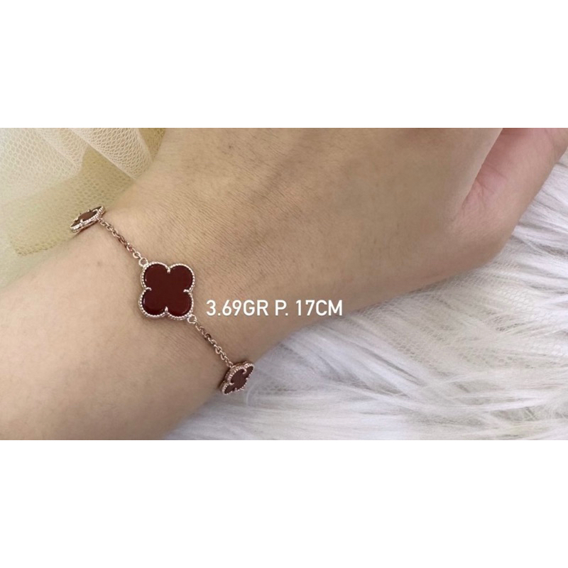 

gelang 3 bunga merah