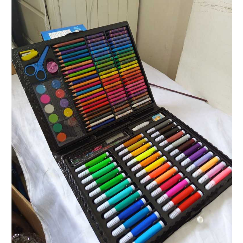 

Crayon set alat lukis merwarnai 150pcs (piyoballoon)