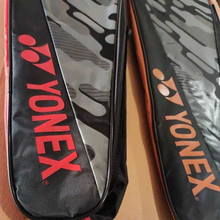 Serbuuuu TAS RAKET BADMINTON YONEX R1 THERMO ORIGINAL HOT SALE
