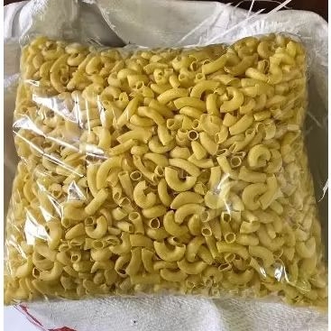 

makaroni bantat mentah 1kg / makaroni pipa mentah 1kg sedani makaroni bantet pipa termurah se-Indonesia