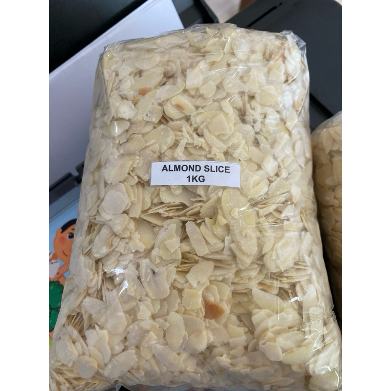 

Almond slice mentah 1kg