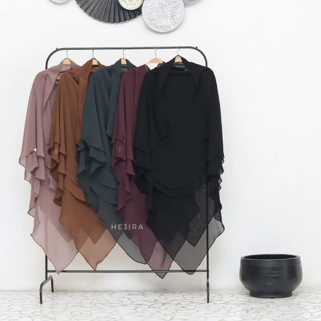 FK Malikha Khimar by Hejira - Black (Preloved minor deffect)