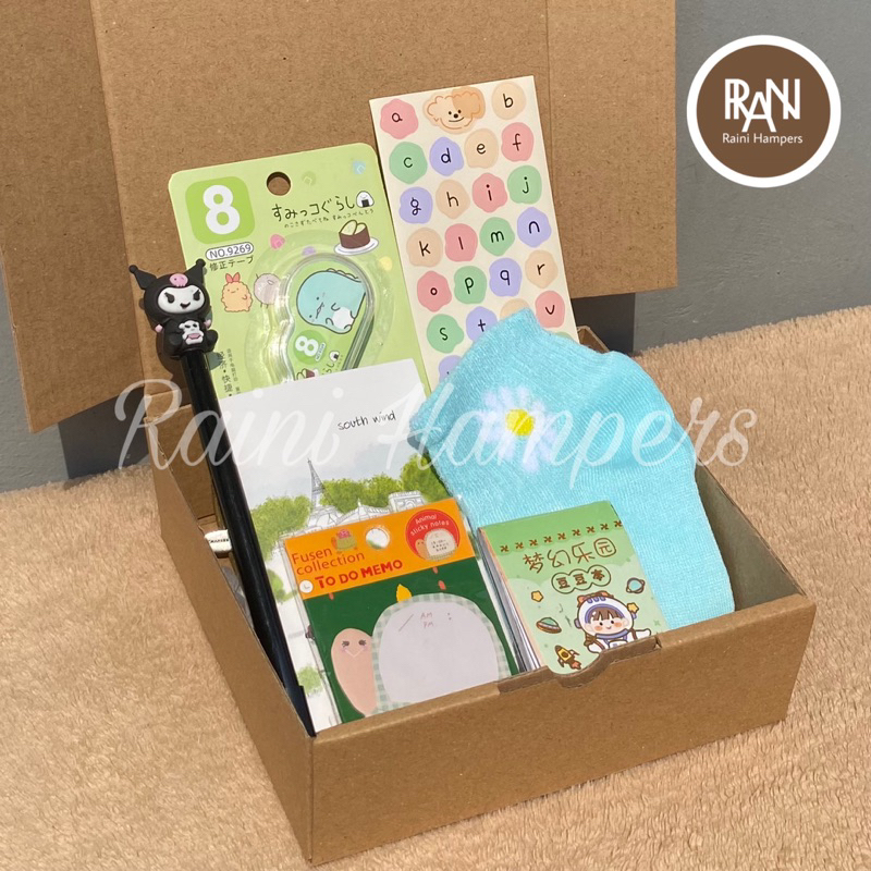 

Hampers Alat Tulis - Gift Box Ulang Tahun - Set Alat Tulis Lengkap - Hadiah Ultah Lucu - Kado Untuk Anak - Kado Ultah Cewek- Hampers Graduation/Birthday