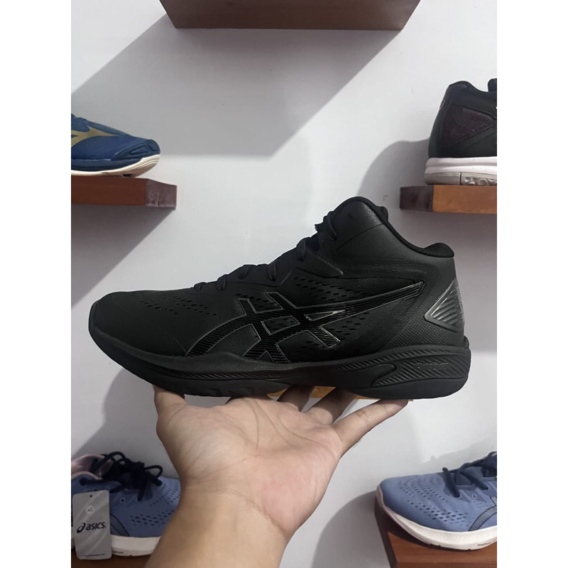 Asics Gel Hoop v15 - Black/Black