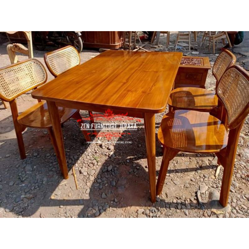 MEJA MAKAN ROTAN KURSI 4 JATI / MEJA MAKAN MINIMALIS KAYU JATI PERHUTANI