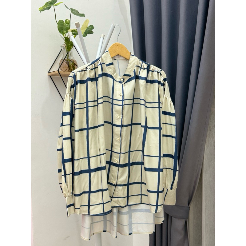 Shita White Nadjani Preloved