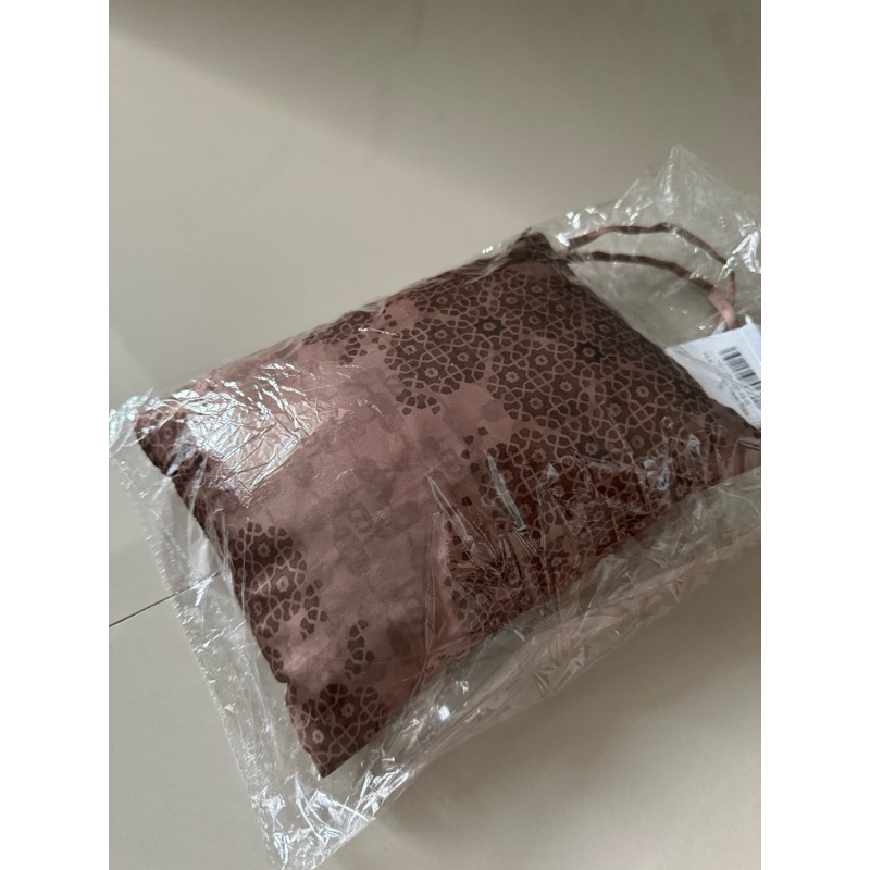 BUTTONSCARVES HARAMAIN PRAYER ROBE TAN