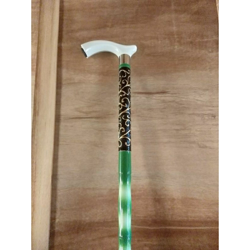 tongkat jalan/tongkat ukir /tongkat kayu ulin