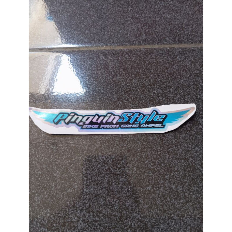 

Stiker Pinguin Style