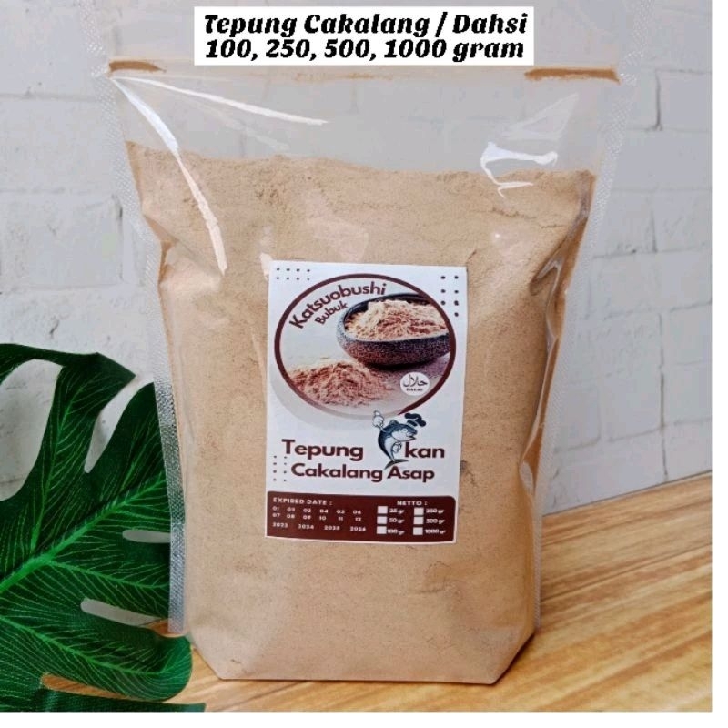 

Katsuobushi Bubuk / Dashi Powder Kemasan 1000gr / 1kg 100% Halal Tepng dari daging Ikan Cakalang Asap