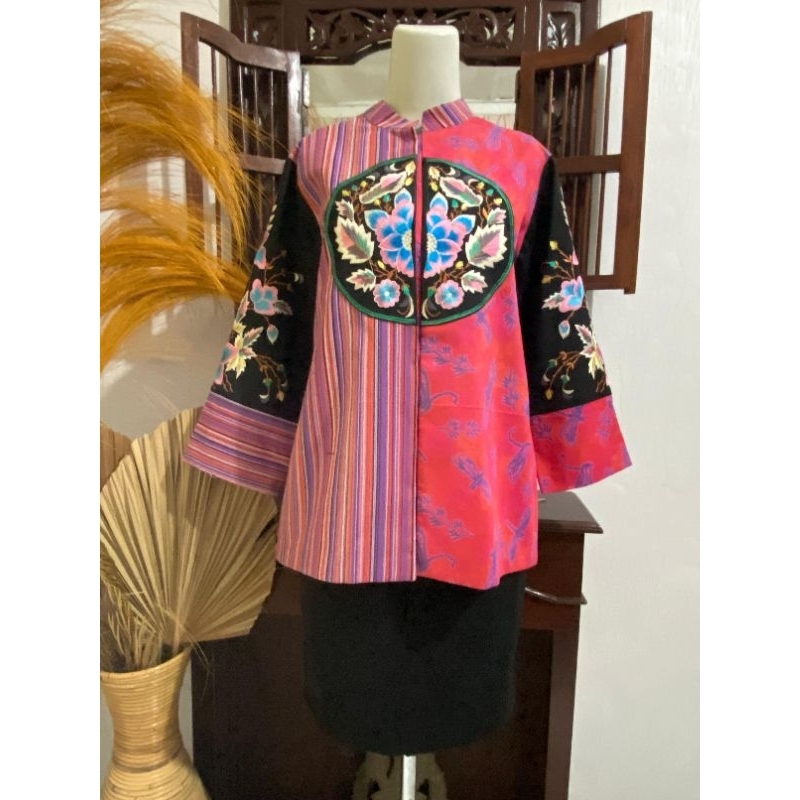 blouse batik kombinasi tenun dan bordir