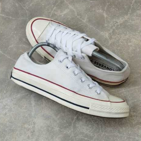 Sepatu Second Branded Casual Converse Putih