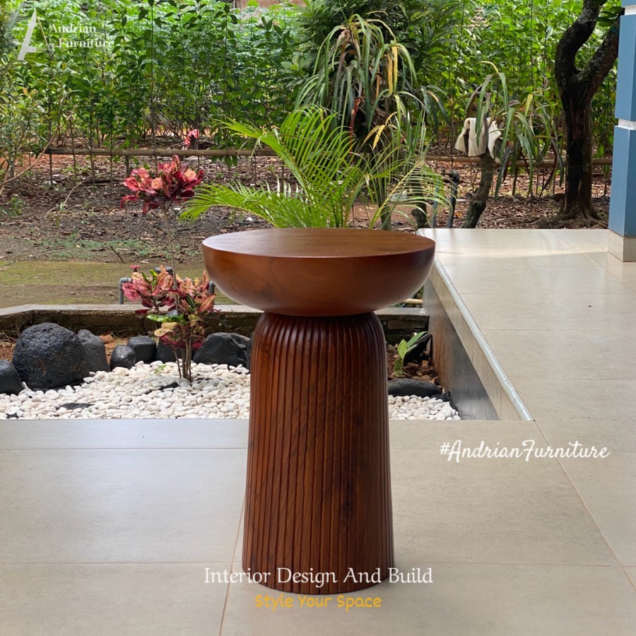 Meja Kecil Sudut Sofa / Tempat Tidur Kayu Jati Round - Side Table