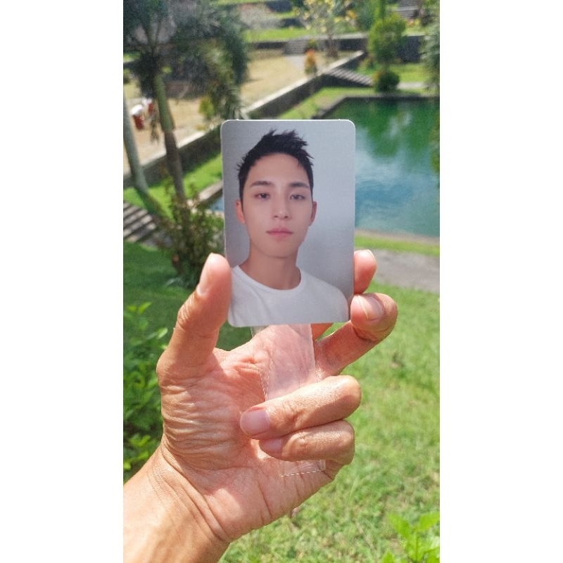 SEVENTEEN THE BEST " DEAR 17 IS RIGHT HERE " OFFICIAL RANDOM PHOTOCARD MINGYU DEAR VERSION