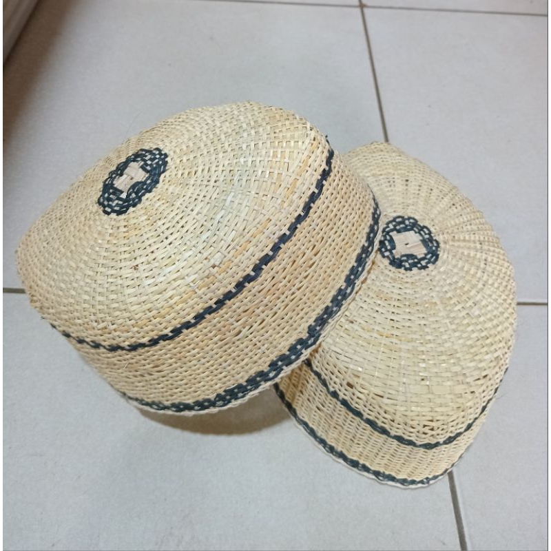 Peci rotan premium khas Kalimantan