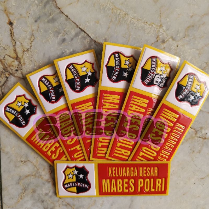 Stiker embos plat nomor keluarga besar mabes polri