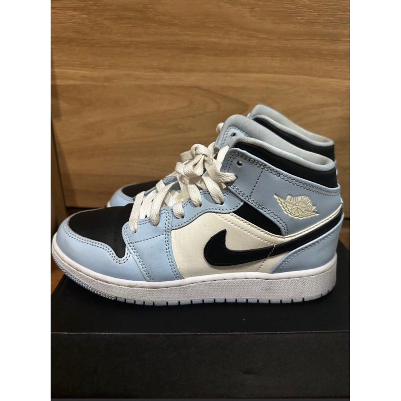 Nike original Air Jordan 1 mid blue size EUR 37.5