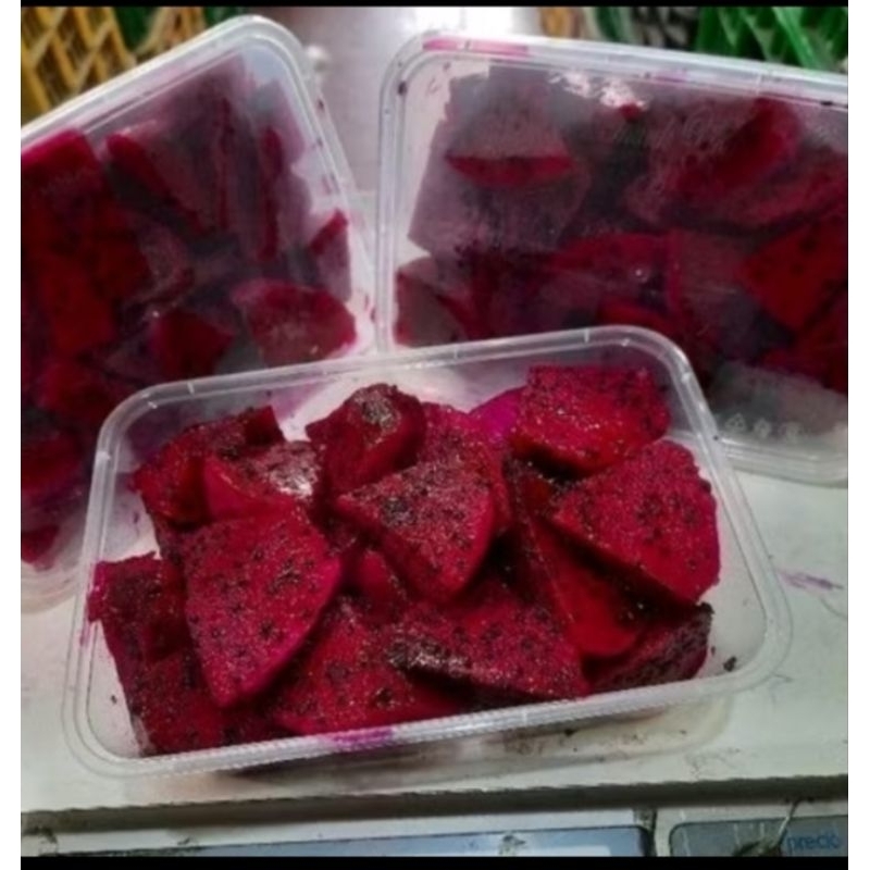 

Buah Naga Potong Fresh /Buah Potong