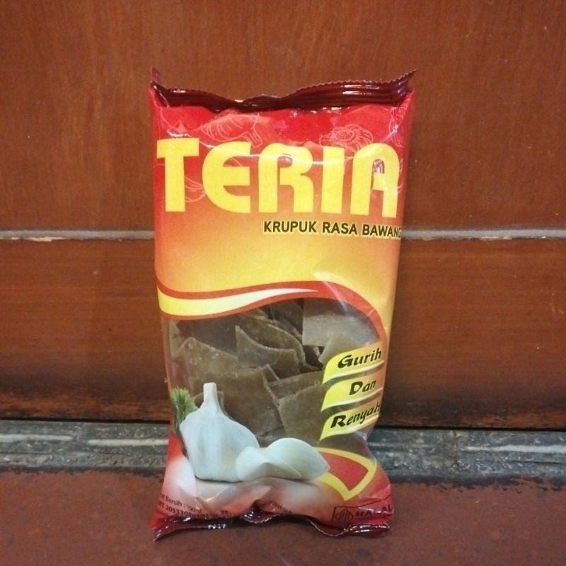 

Krupuk teria rasa bawang gurih dan renyah