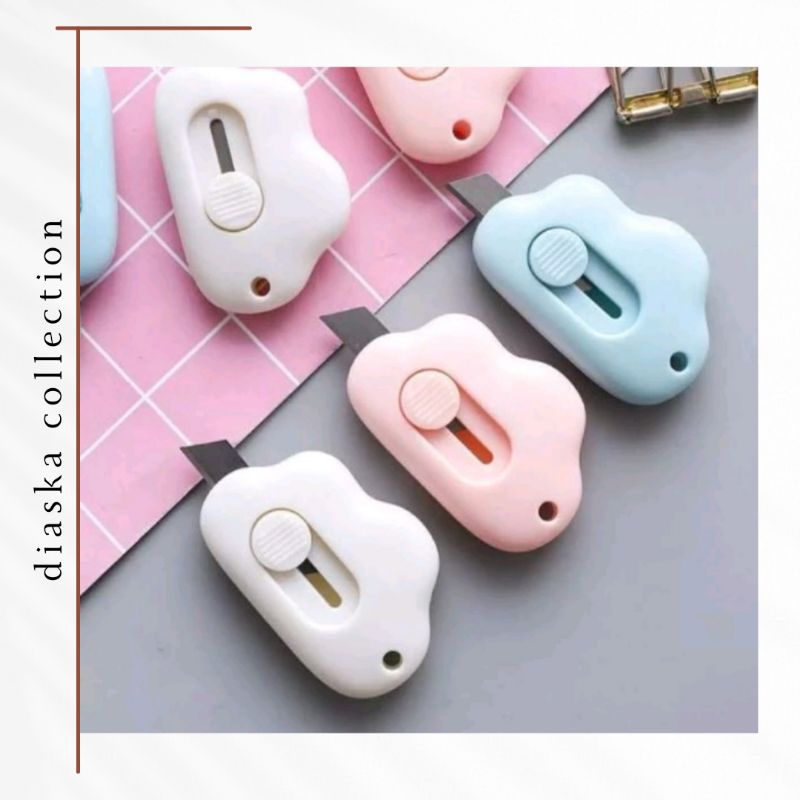 

Mini Cutter Bentuk Awan / Cutter Inboxing