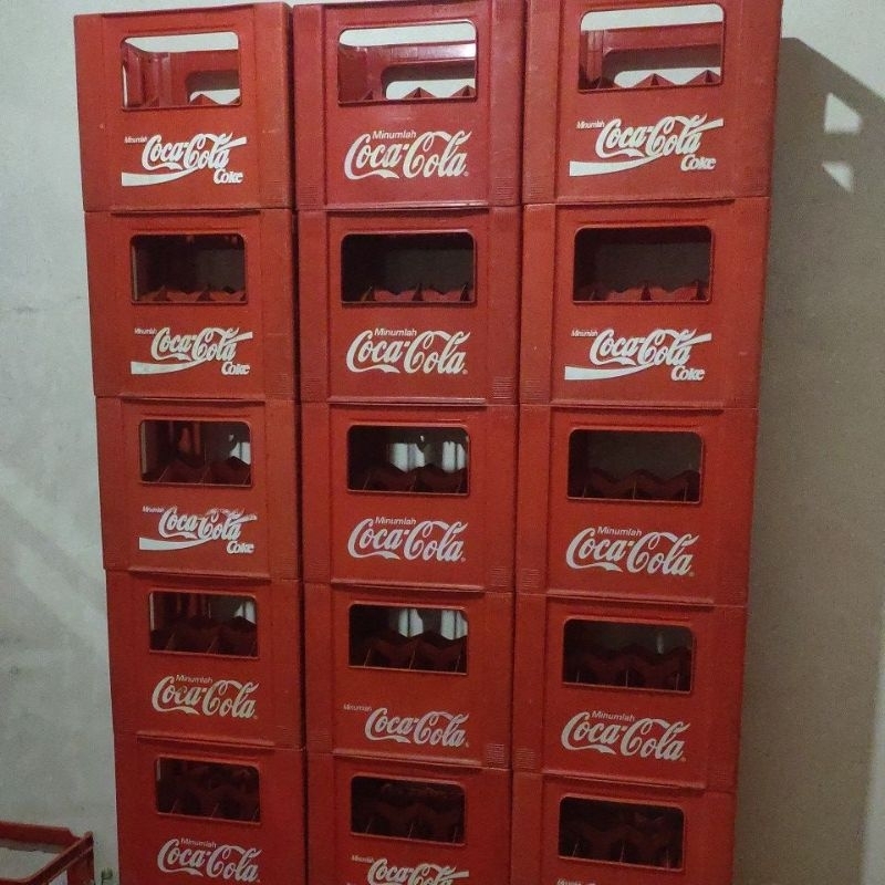 KRAT COCA-COLA BESAR 1 LITER MEJA KRAT