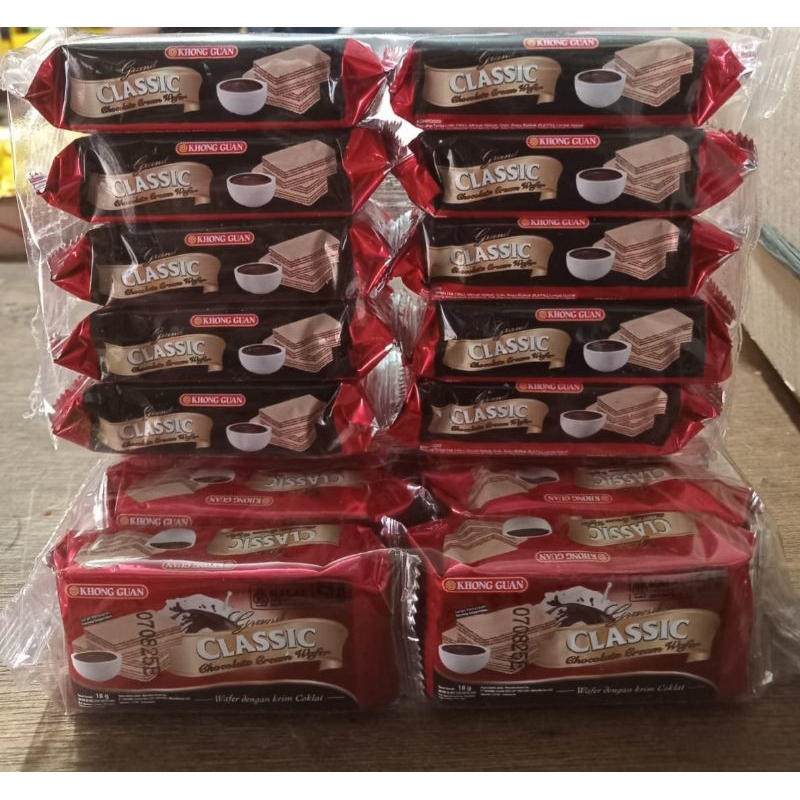 

WAFER GRAND CLASSIC COKLAT 18gr 10pcs