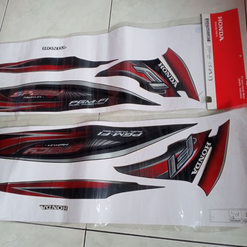 871X0KZLC30ZAL & 871X0KZLC30ZAR lis body striping stiker Honda Spacy Helm in F1 2012 Hitam Emperor B