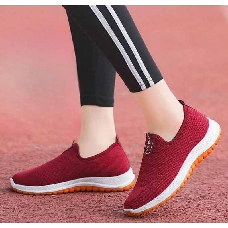 Nq-Sepatu Slip On Pria Wanita Merah Maroon Sepatu Simple Tanpa Tali Sepatu Olahraga Senam Jalan Sant