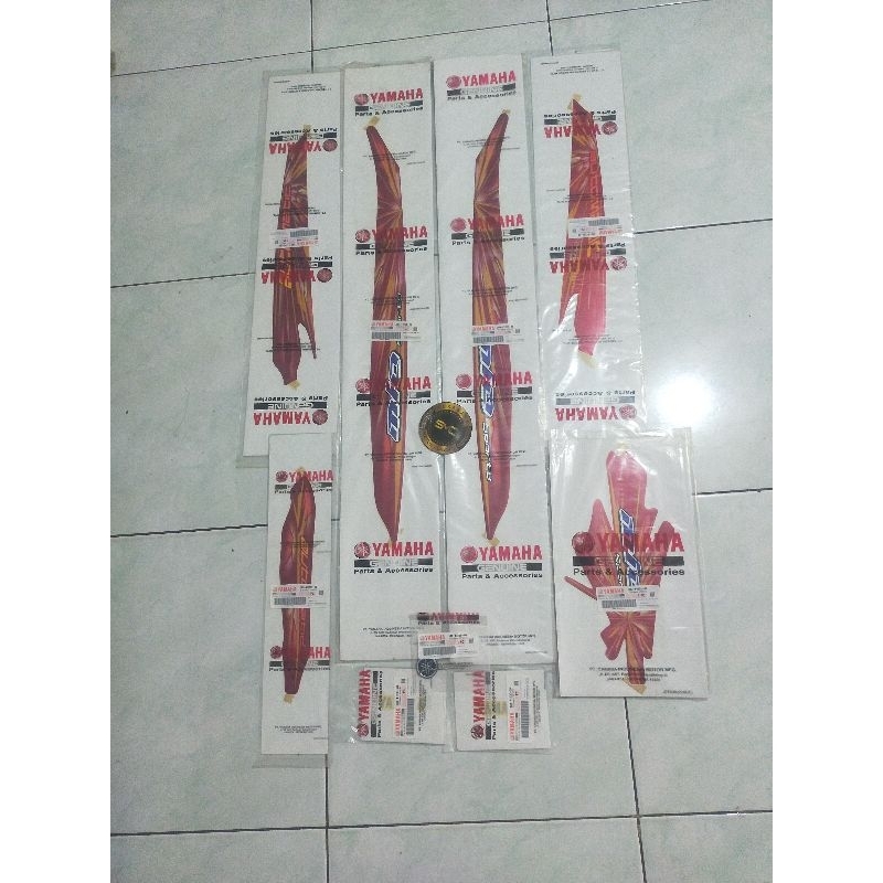sticker striping graphic body set emblem Yamaha Mio sporty set merah 2008 ORI YGP