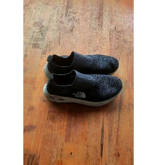 TNF slip on