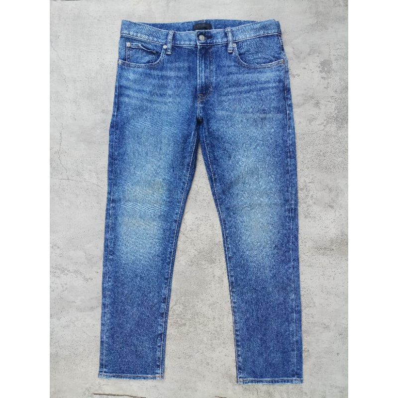 Uniqlo straight denim pants | celana uniqlo second | celana jeans second | uniqlo straight pants men